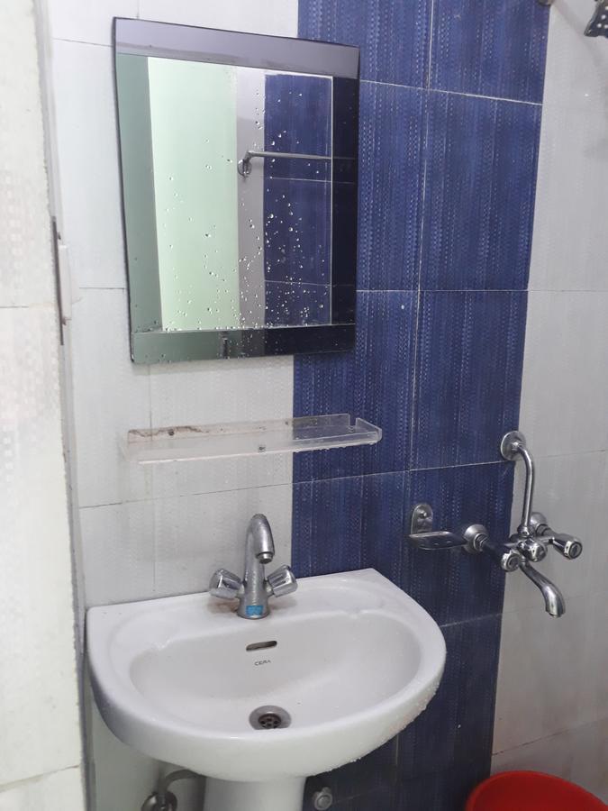 Hotel Govind Rudraprayāg Buitenkant foto